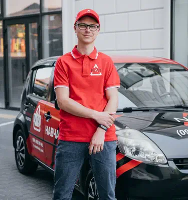 Станіслав, інструктор на механіці