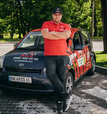 Ігор, інструктор на автоматі