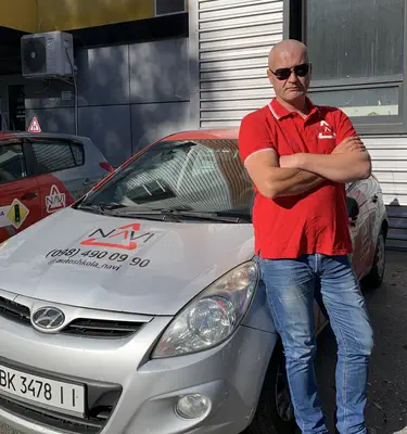 Юрій , інструктор на механіці